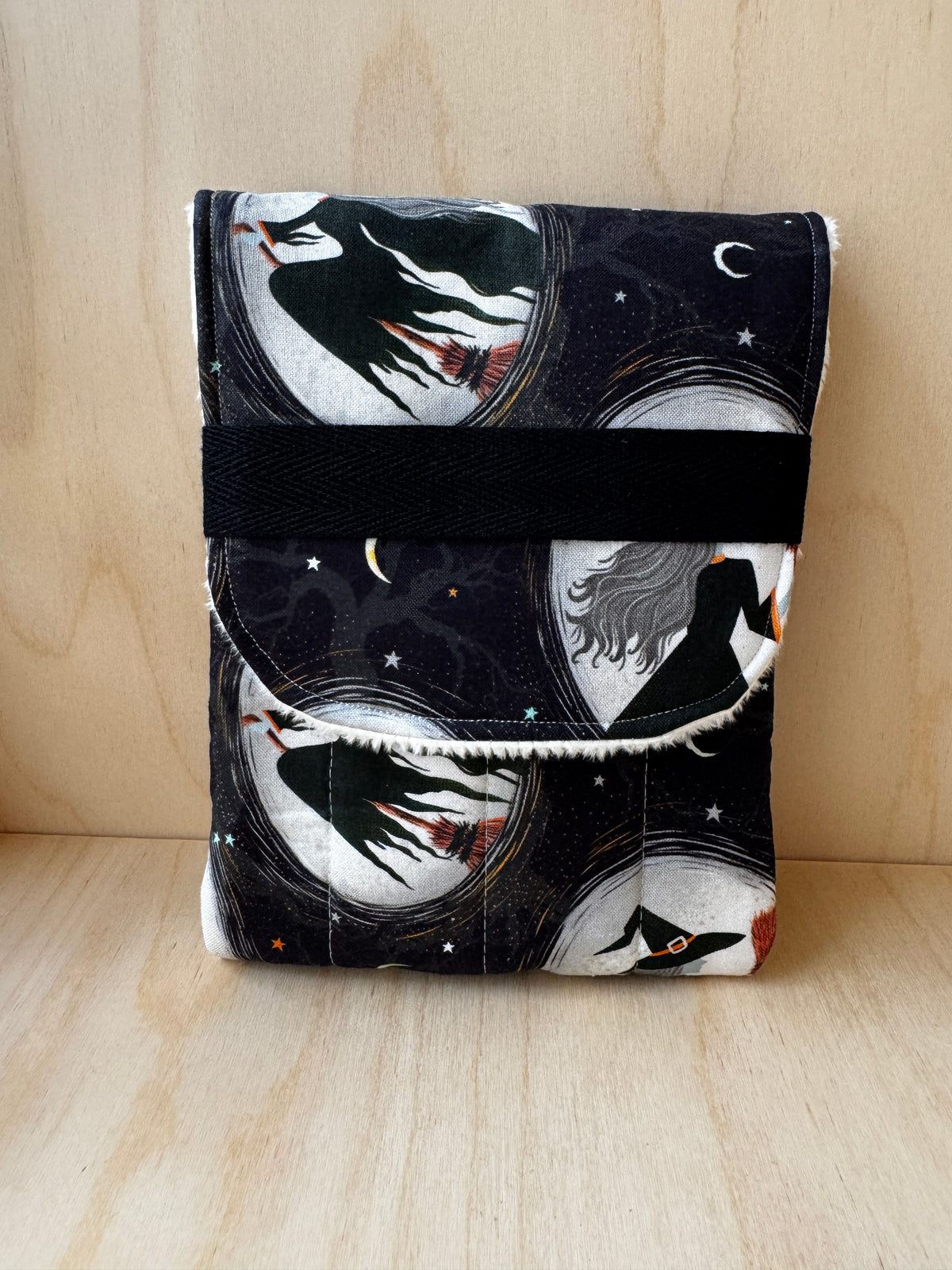 The Witching Moon Handmade fountain pen case