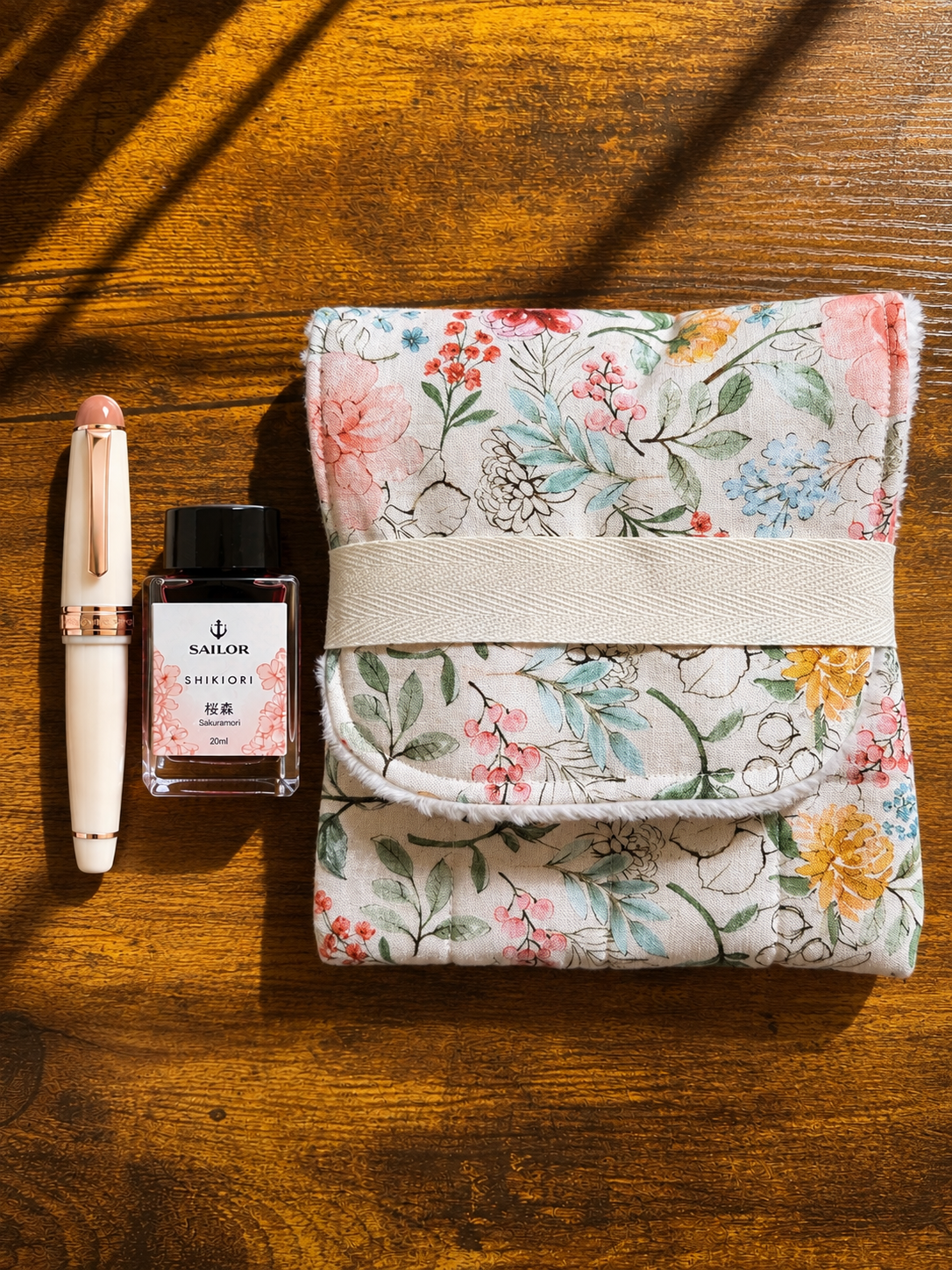 The Mini-Watercolor Wildflower, Handmade mini fountain pen pouch