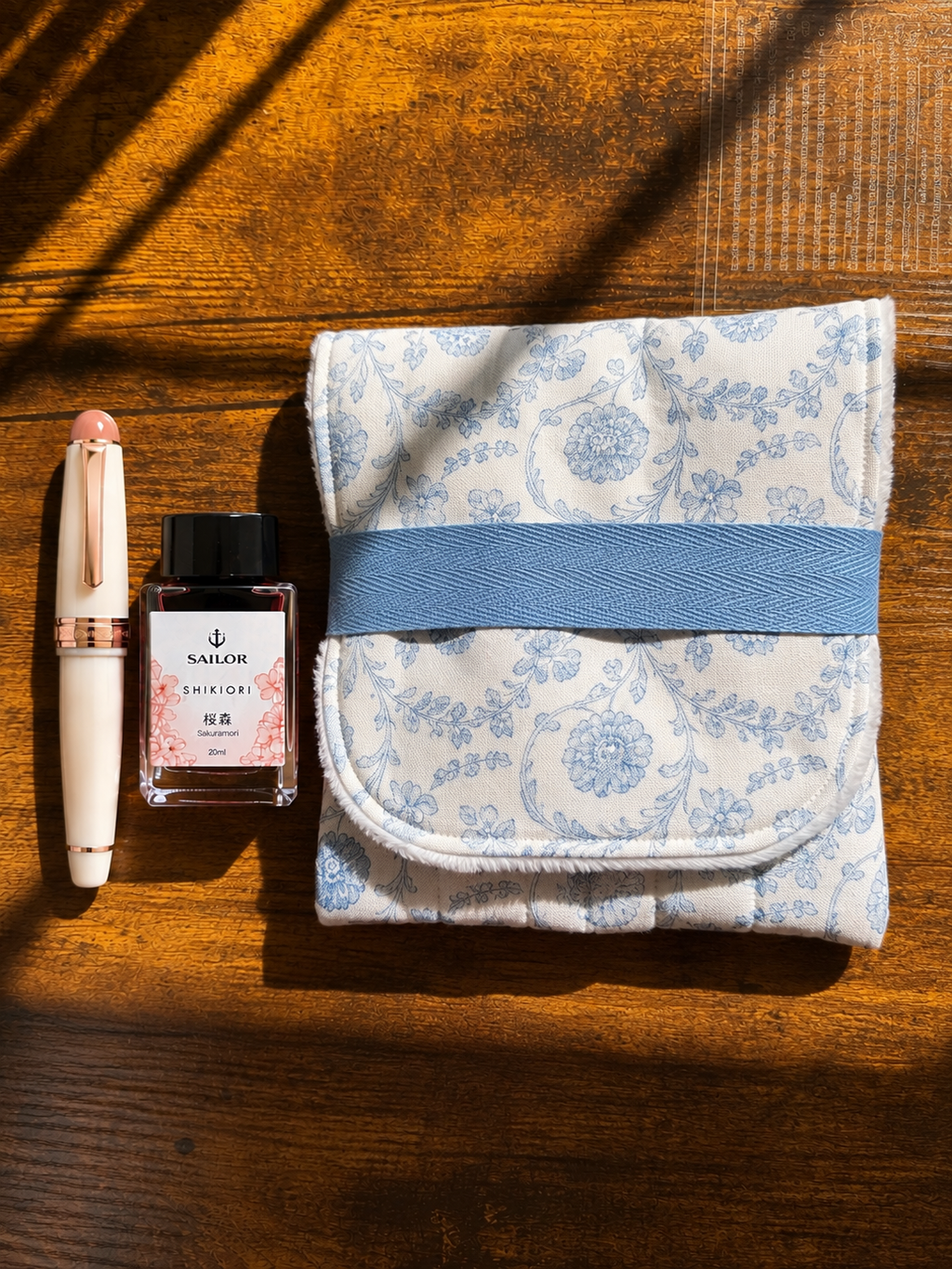 The Mini- English Blue Toile, Handmade mini fountain pen pouch