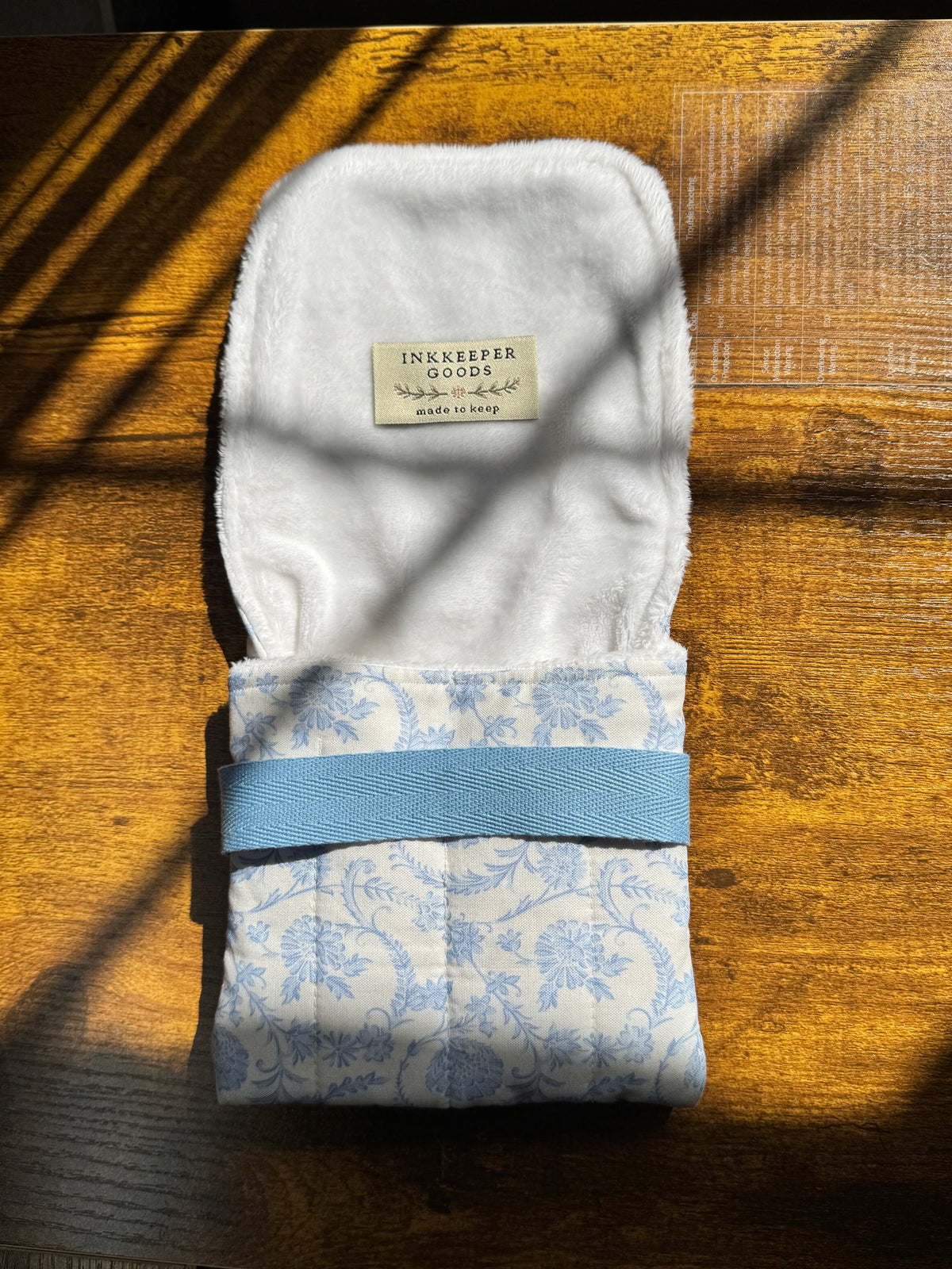 The Mini- English Blue Toile, Handmade mini fountain pen pouch