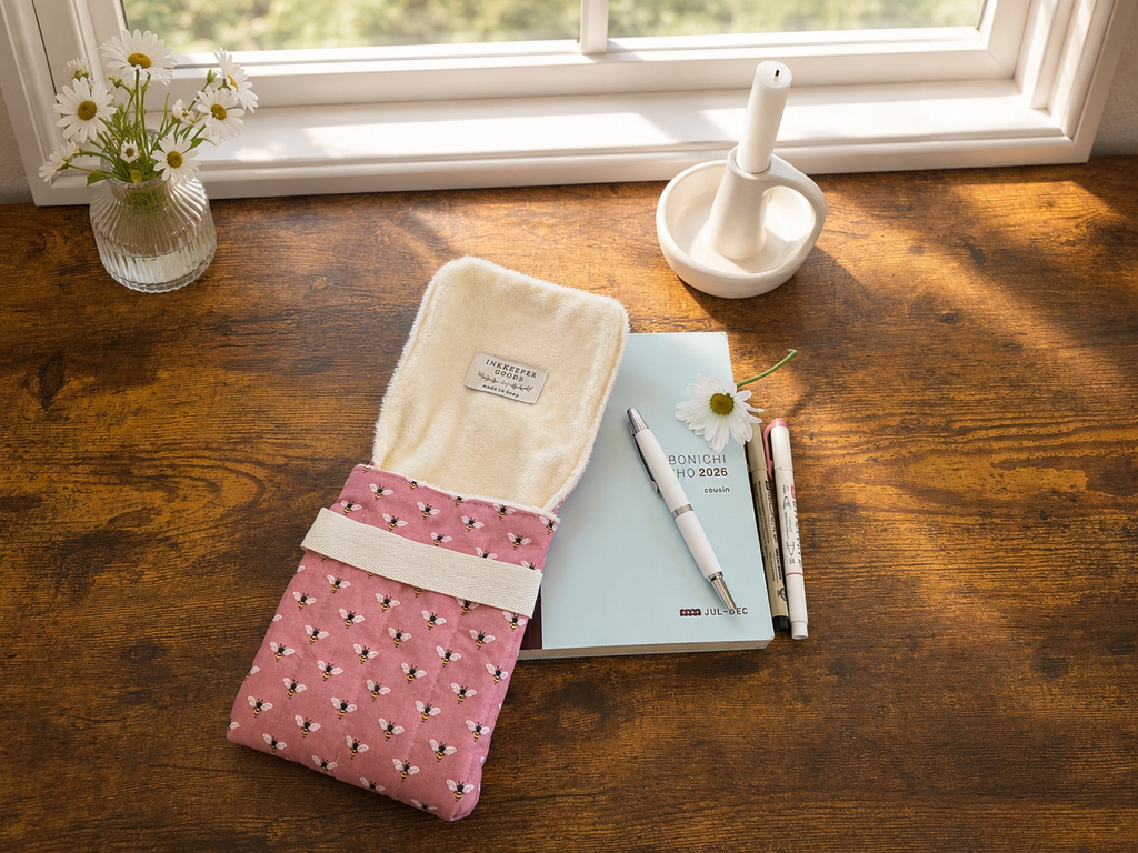 Honey Bee Fountain Pen Case/Handmade Writer's Pen Case/Stationary Holder