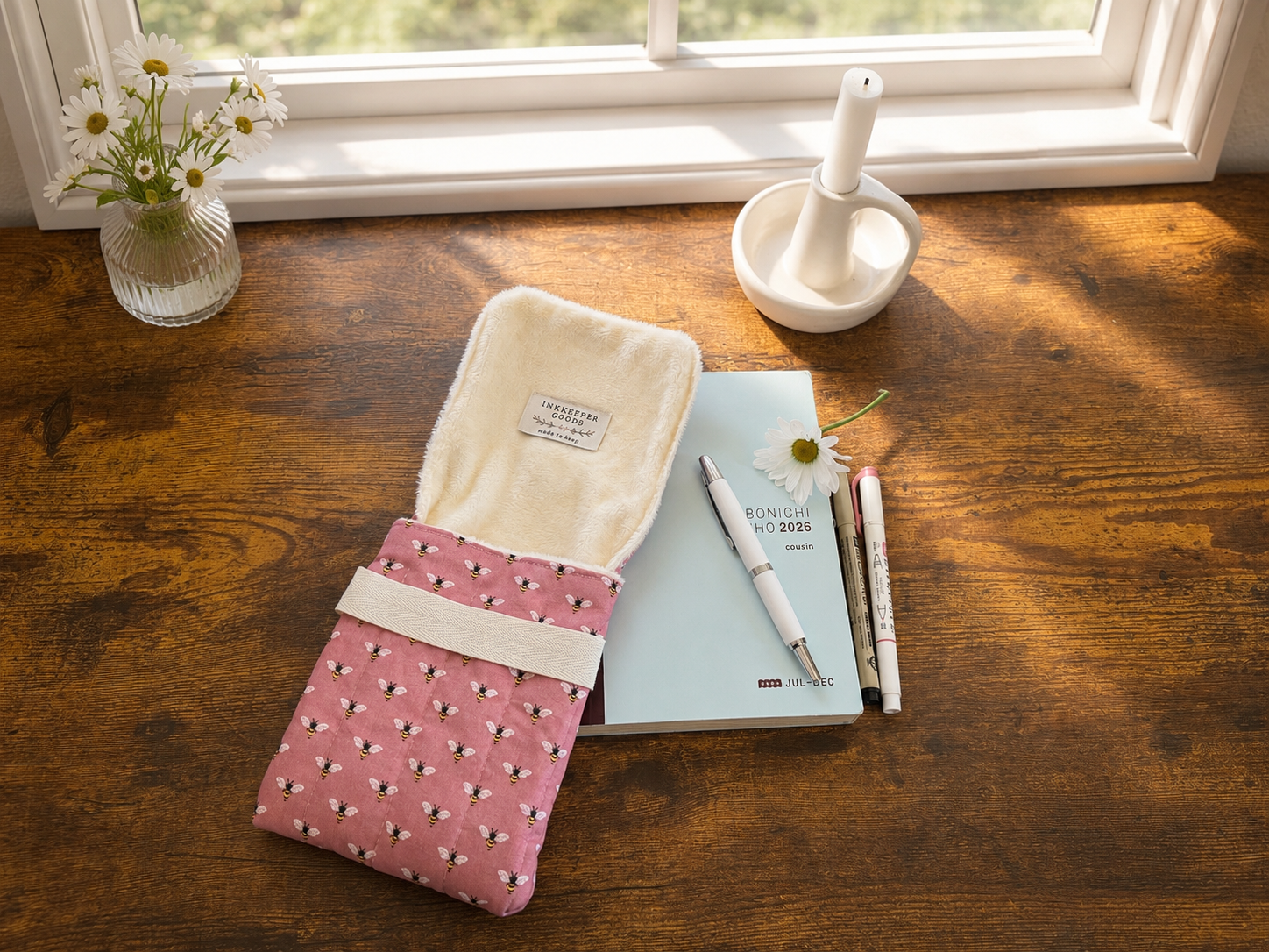 Honey Bee Fountain Pen Case/Handmade Writer's Pen Case/Stationary Holder