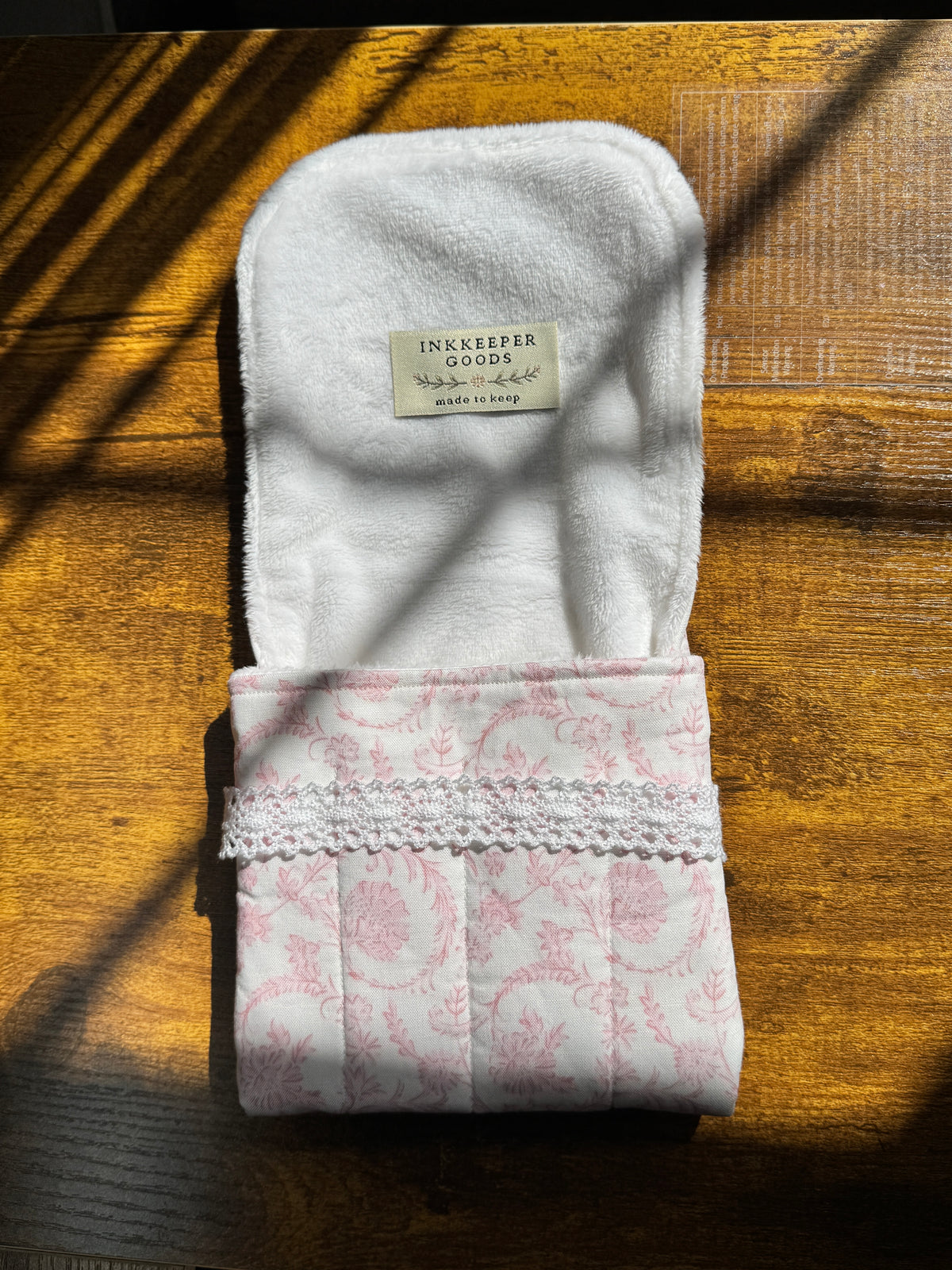 The Mini-English Blush Toile Lace , Handmade mini fountain pen pouch