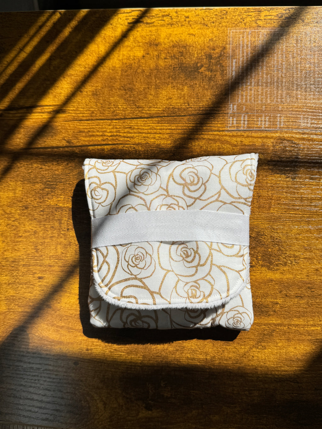 The Mini- Ivory Rose Garden, Handmade mini fountain pen pouch