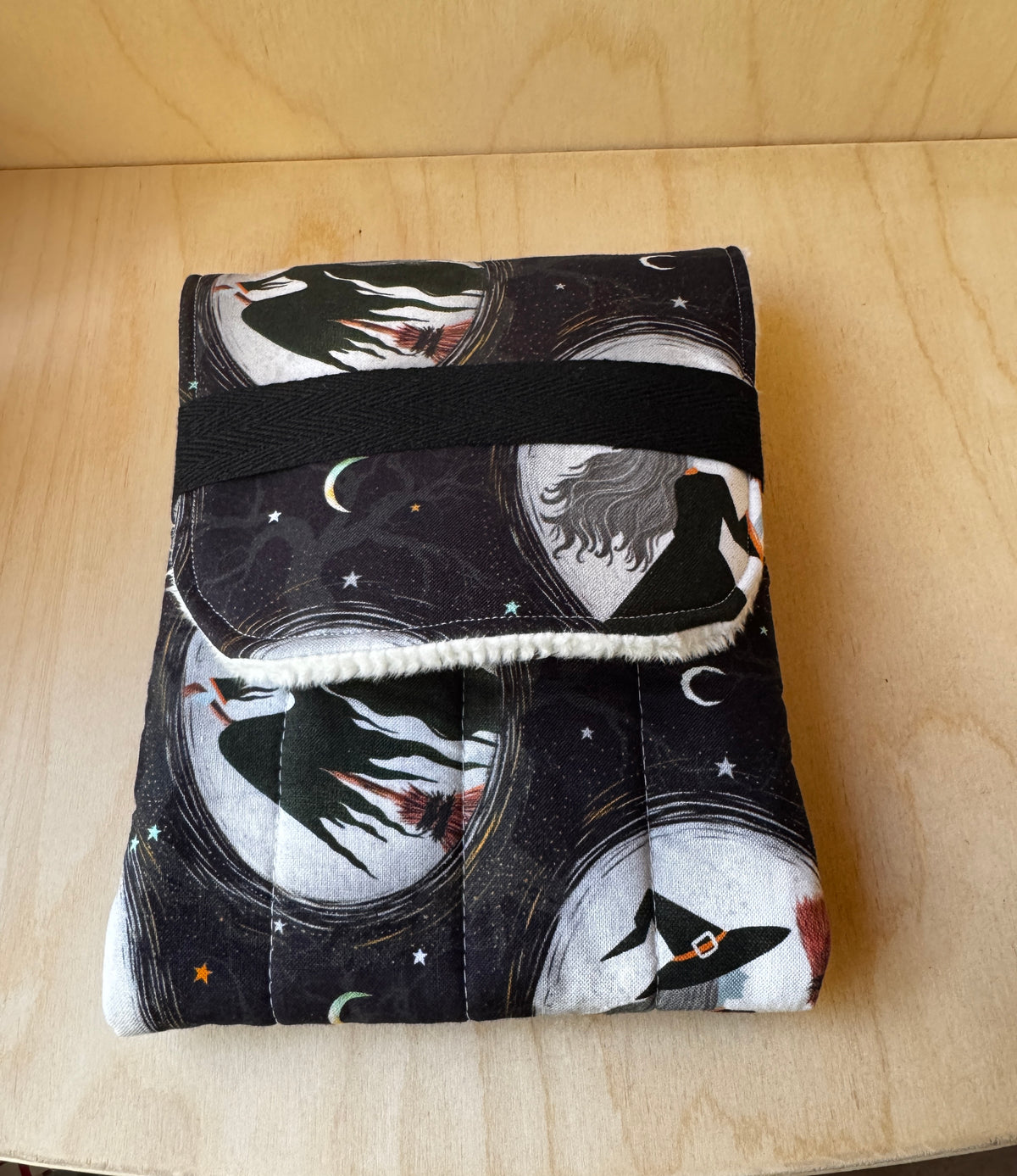 The Witching Moon Handmade fountain pen case