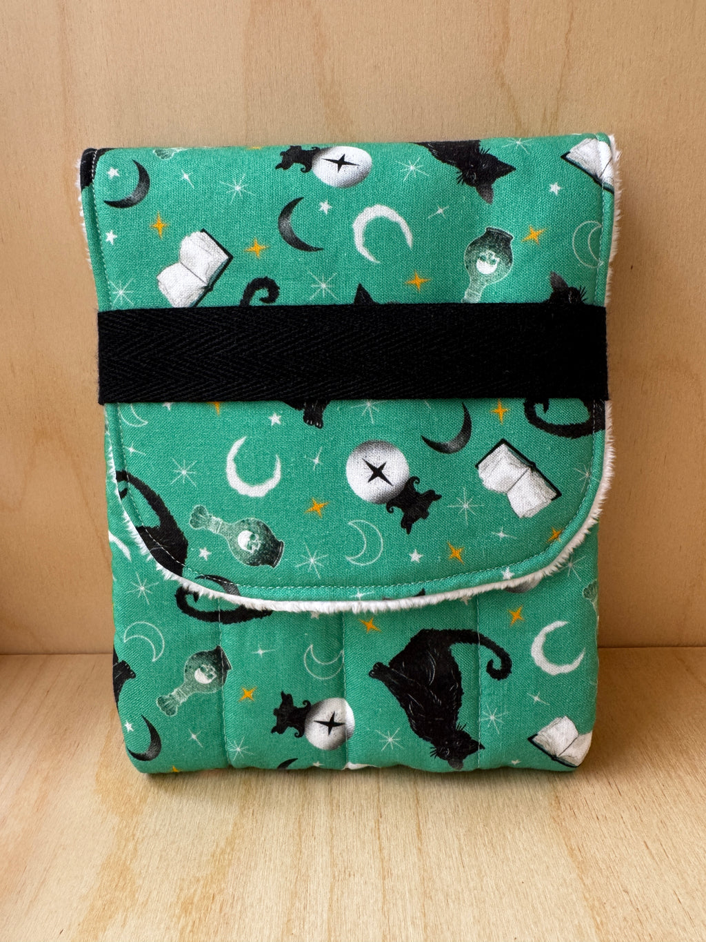 The Midnight Familiar Handmade Fountain Pen Pouch/Case
