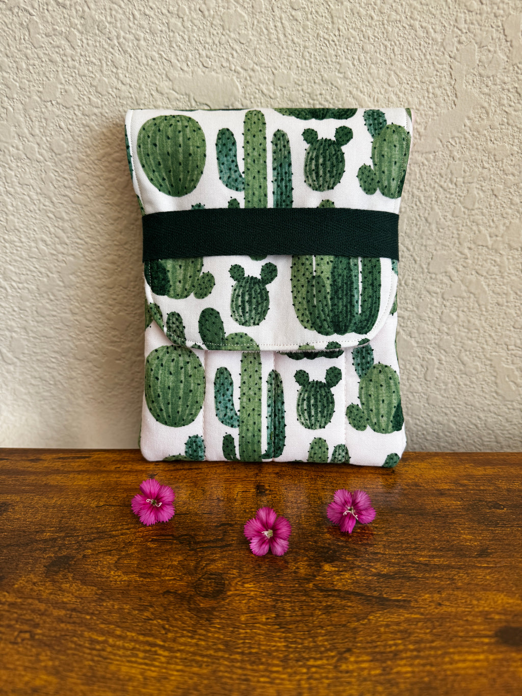 🌵Watercolor Cactus Fountain Pen Case / White interior lining Handmade Writer's Pen Case/Stationary Holder