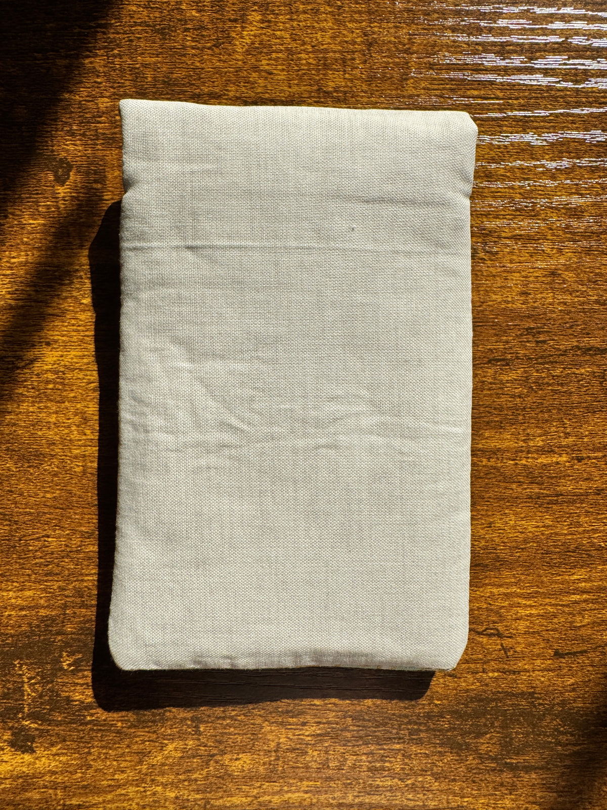 Sakura Morning — Two-Tone Petite Fountain Pen Pouch