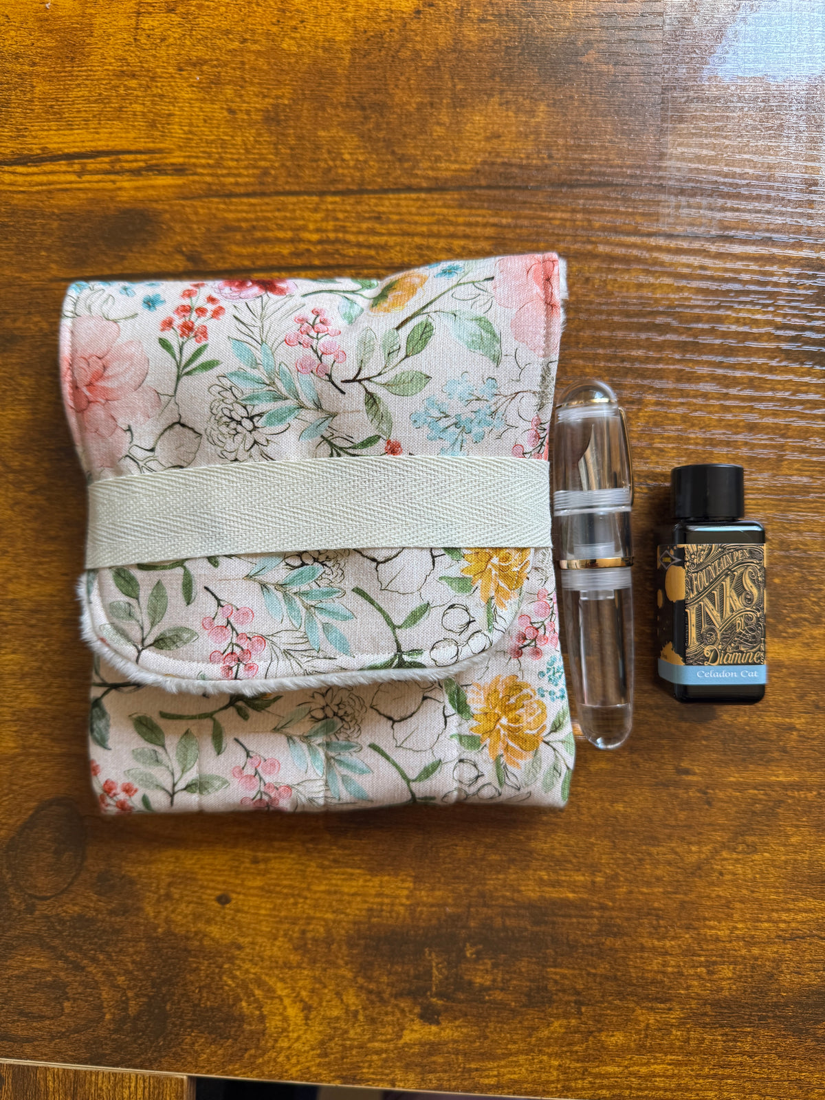The Mini-Watercolor Wildflower, Handmade mini fountain pen pouch