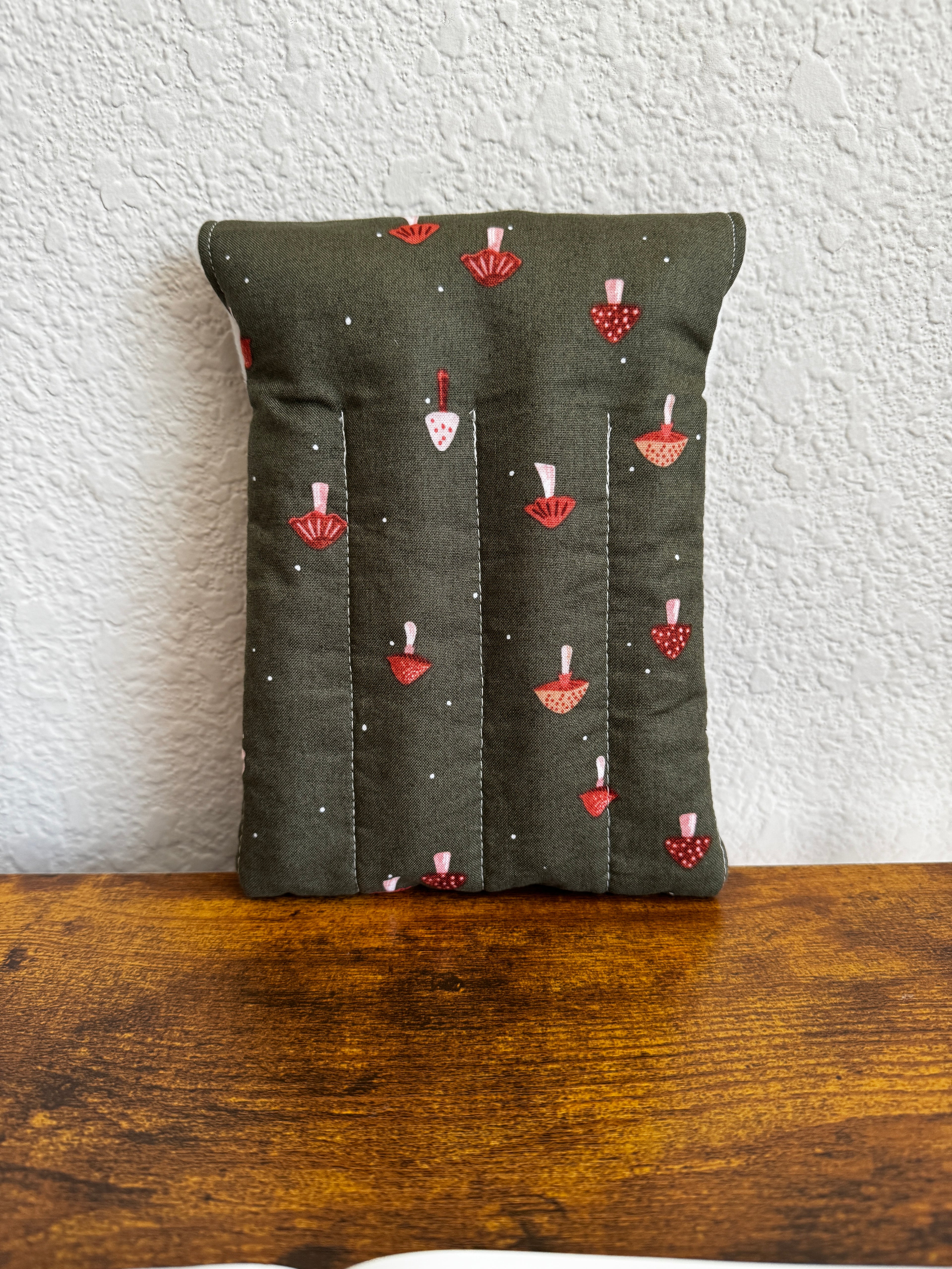 Woodland Mushroom Fountain Pen Case/Handmade Writer's Pen Case/Stationary Holder