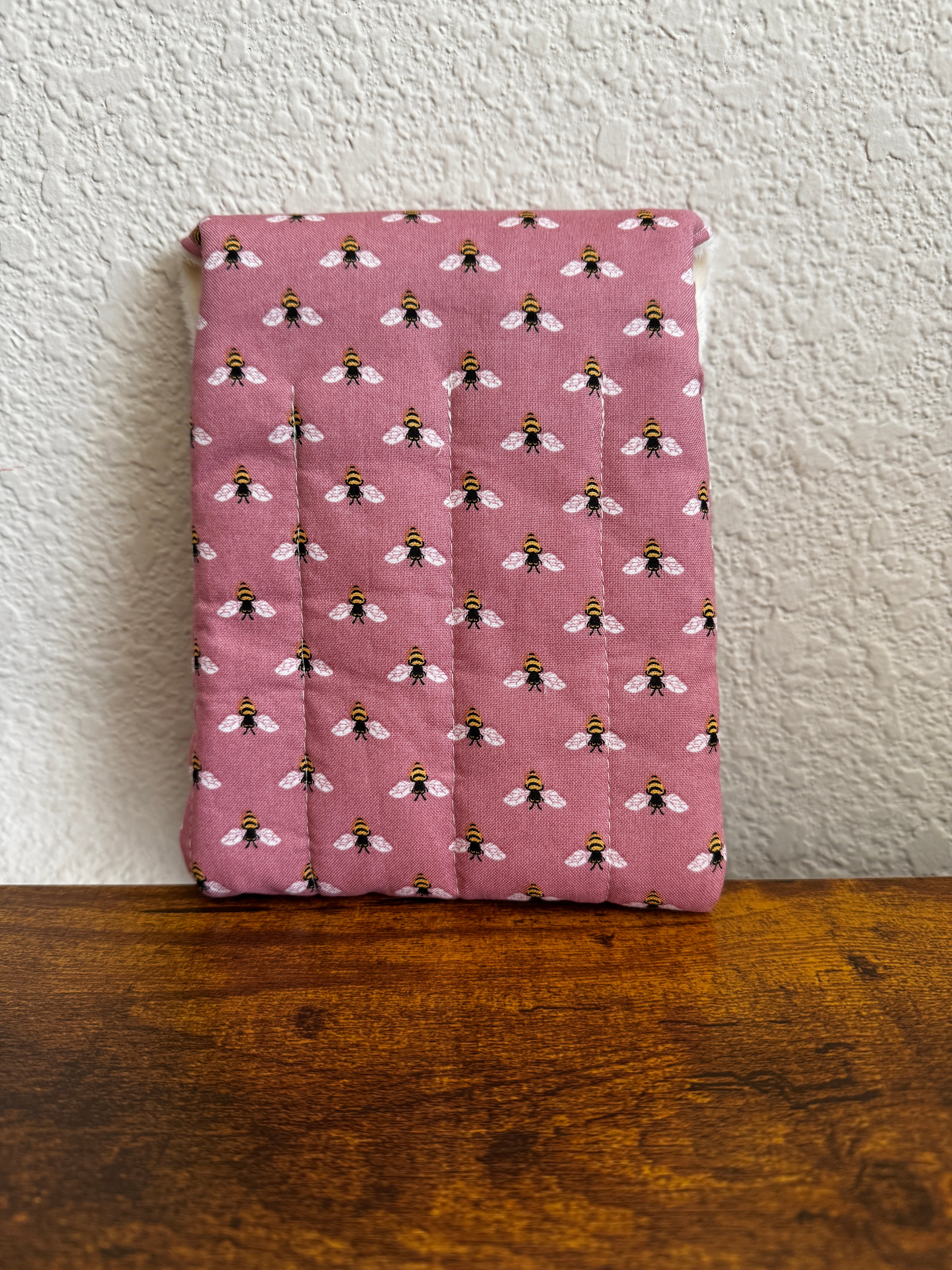 Honey Bee Fountain Pen Case/Handmade Writer's Pen Case/Stationary Holder